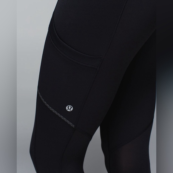 Lululemon Run For Fun Crop - Picture 5 of 11